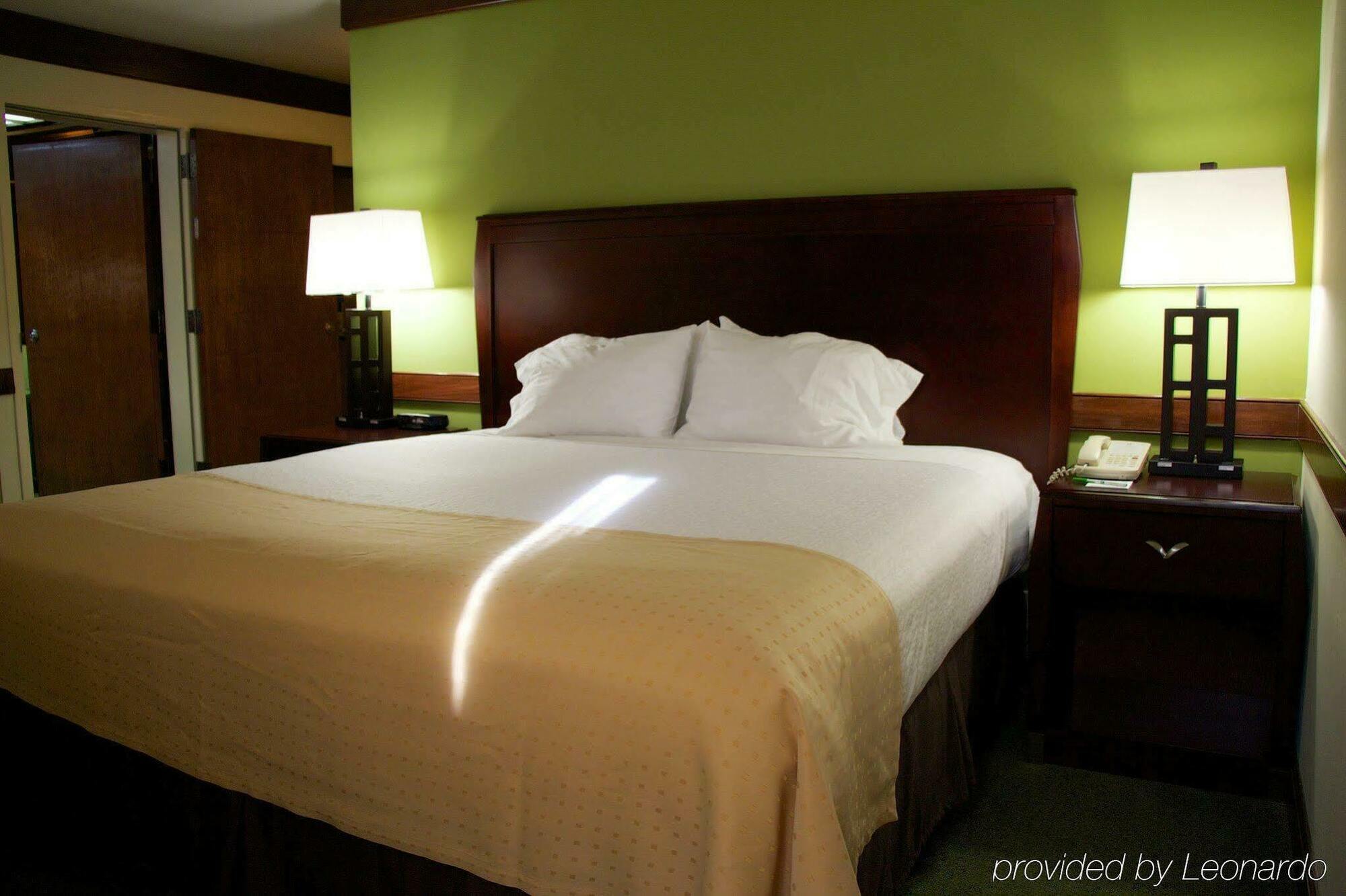 Holiday Inn Athens - University Area Bagian luar foto