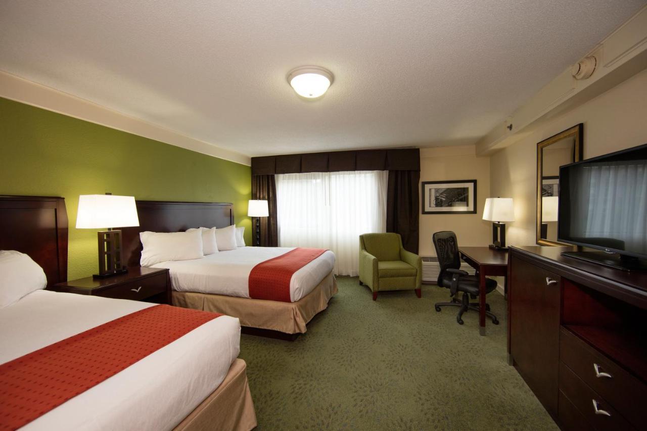 Holiday Inn Athens - University Area Bagian luar foto