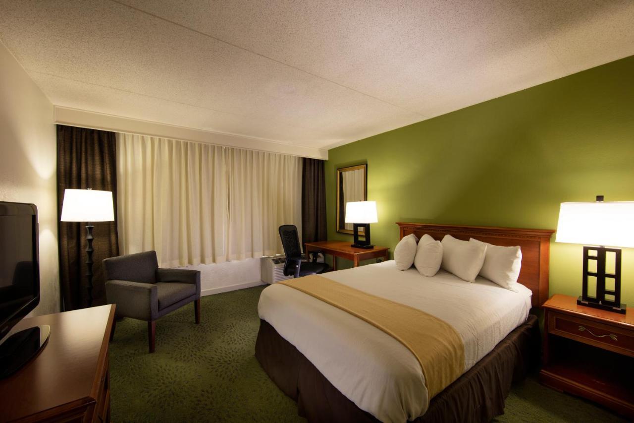 Holiday Inn Athens - University Area Bagian luar foto